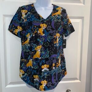 Disney The Lion King Simba Ladies Scrub Top Short Sleeve Shirt Size XS Medical